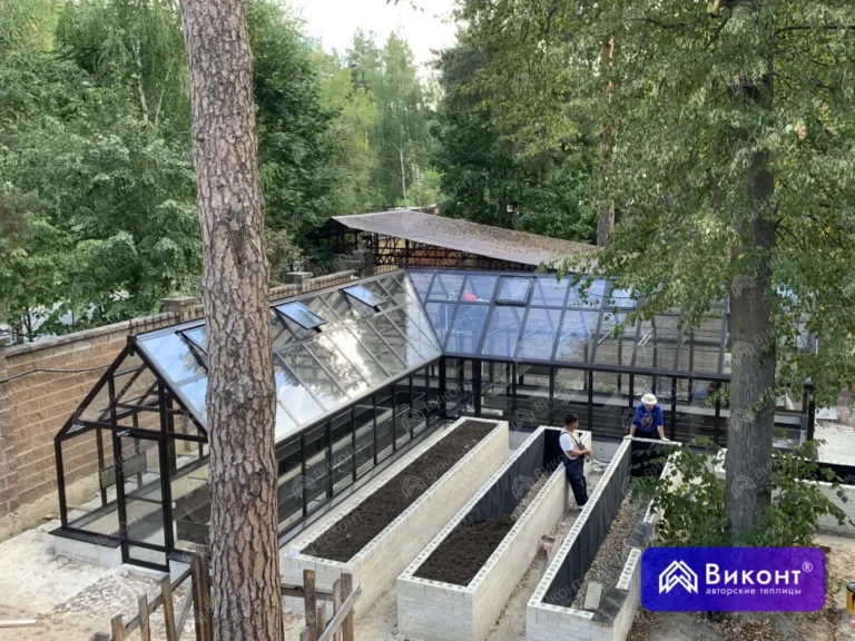 #310 Угловая теплица 45° 3×10×10 м в серо-коричневом цвете RAL 8019 (21)