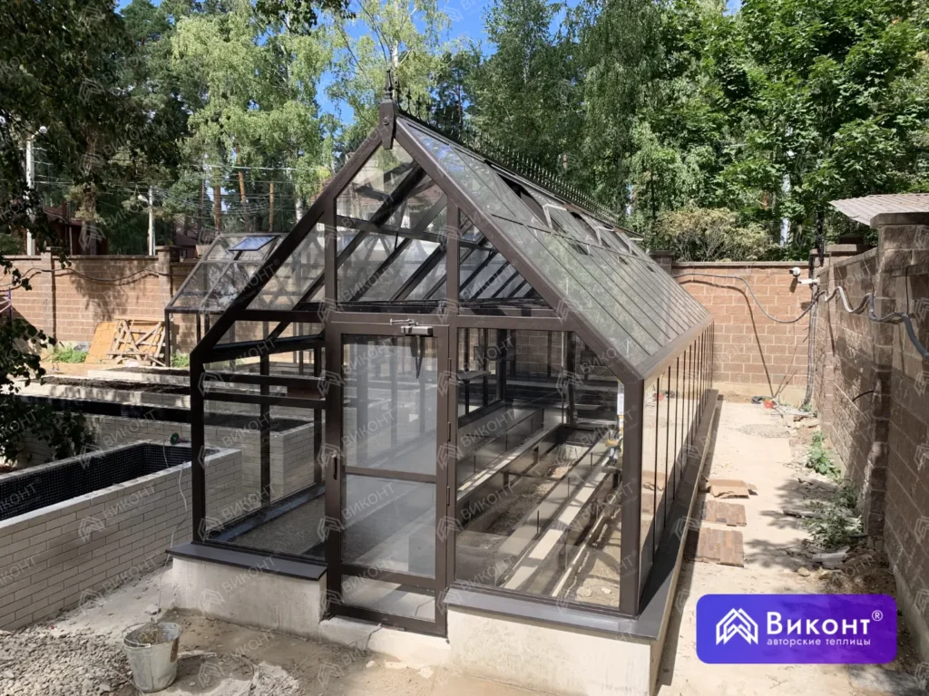 №310 Угловая теплица 45° 3×10×10 м в серо-коричневом цвете RAL 8019 (Пушкино)