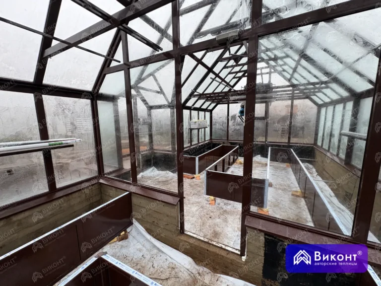 #429 Теплица «Розалин» 45° 4×8 м с перегородкой 8017 демисезон Питер Князево (12)