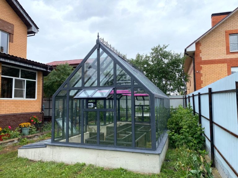 angliyskaya-teplica-iz-steklopaketov-ledi-meri-3h6-m-antracit-7024-254-9