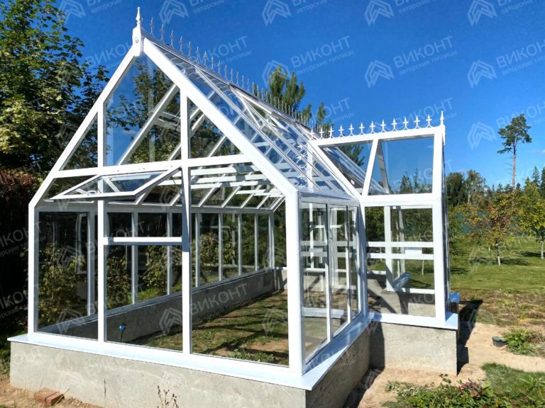 Теплица английская 3x6 м декоративным коньком #178